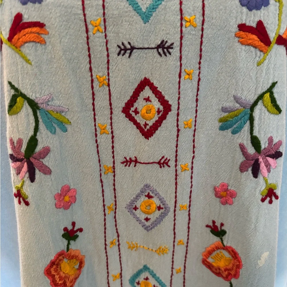 Embroidered Designs BlueTunic with Cuffed 3/4 Sleeves - Picture 5 of 7